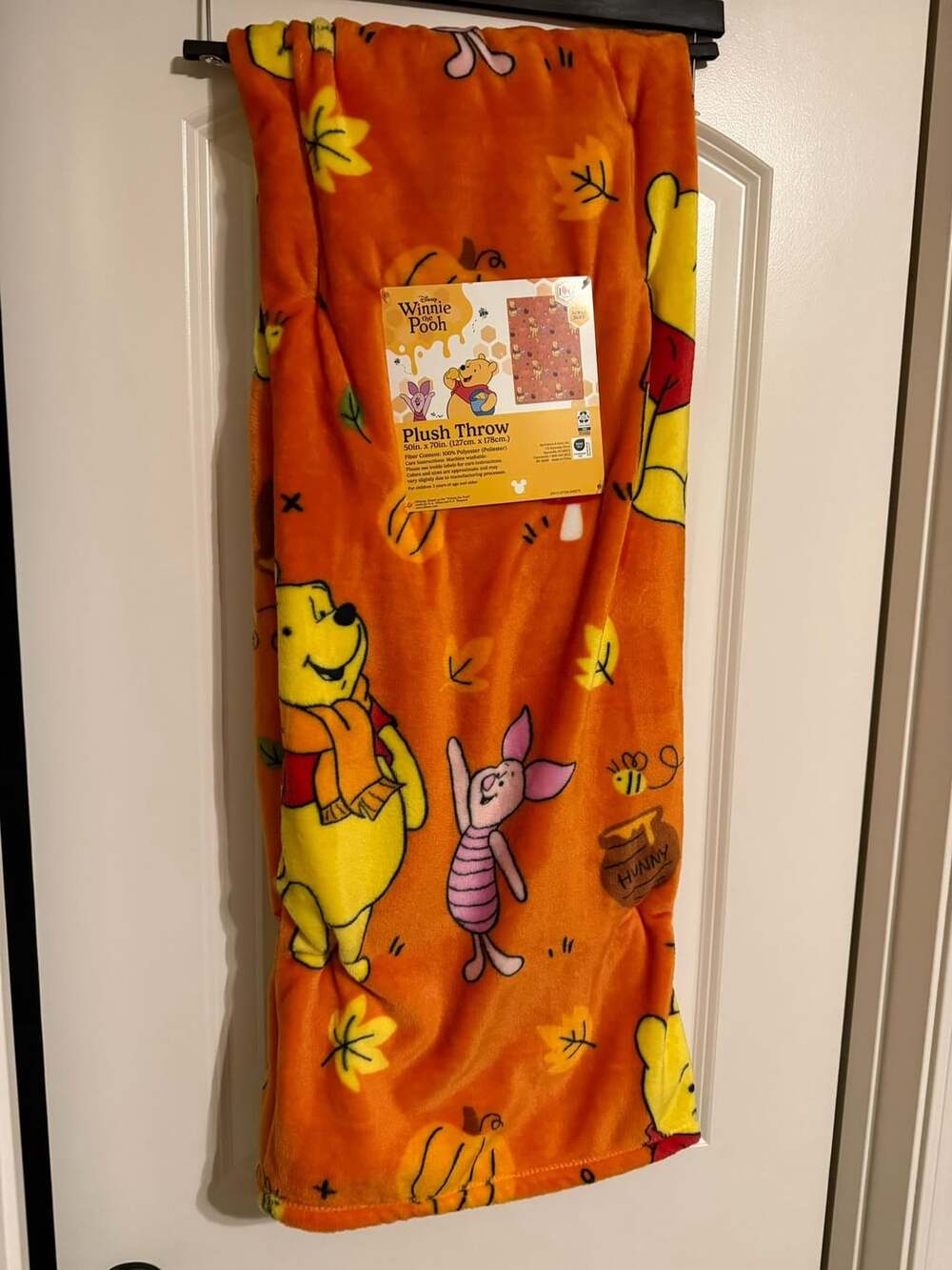 Disney Winnie the Pooh Plush Throw 50in x 70in Orange Fall Leaves